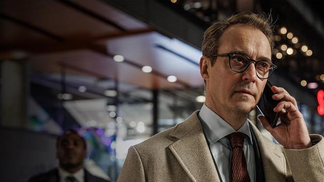 Jonas Karlsson (Christian), na série “Wake”, criada por Brynja Björk.