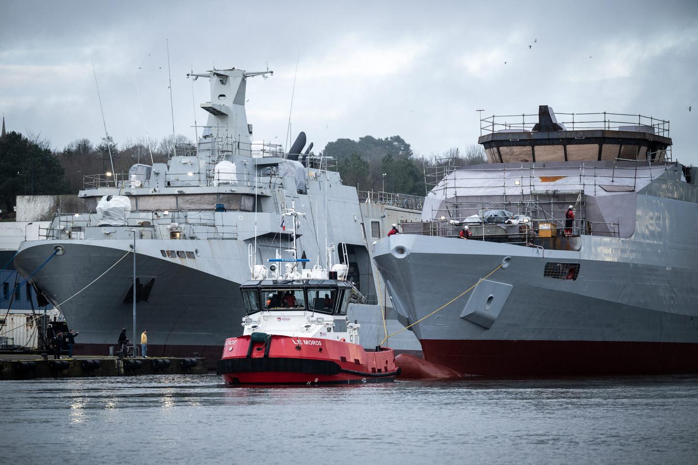 Le secteur de la défense recrute à tour de bras
