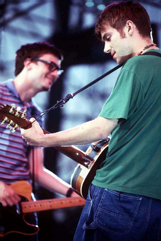 Graham Coxon et Damon Albarn, lors d’un concert en 1997.