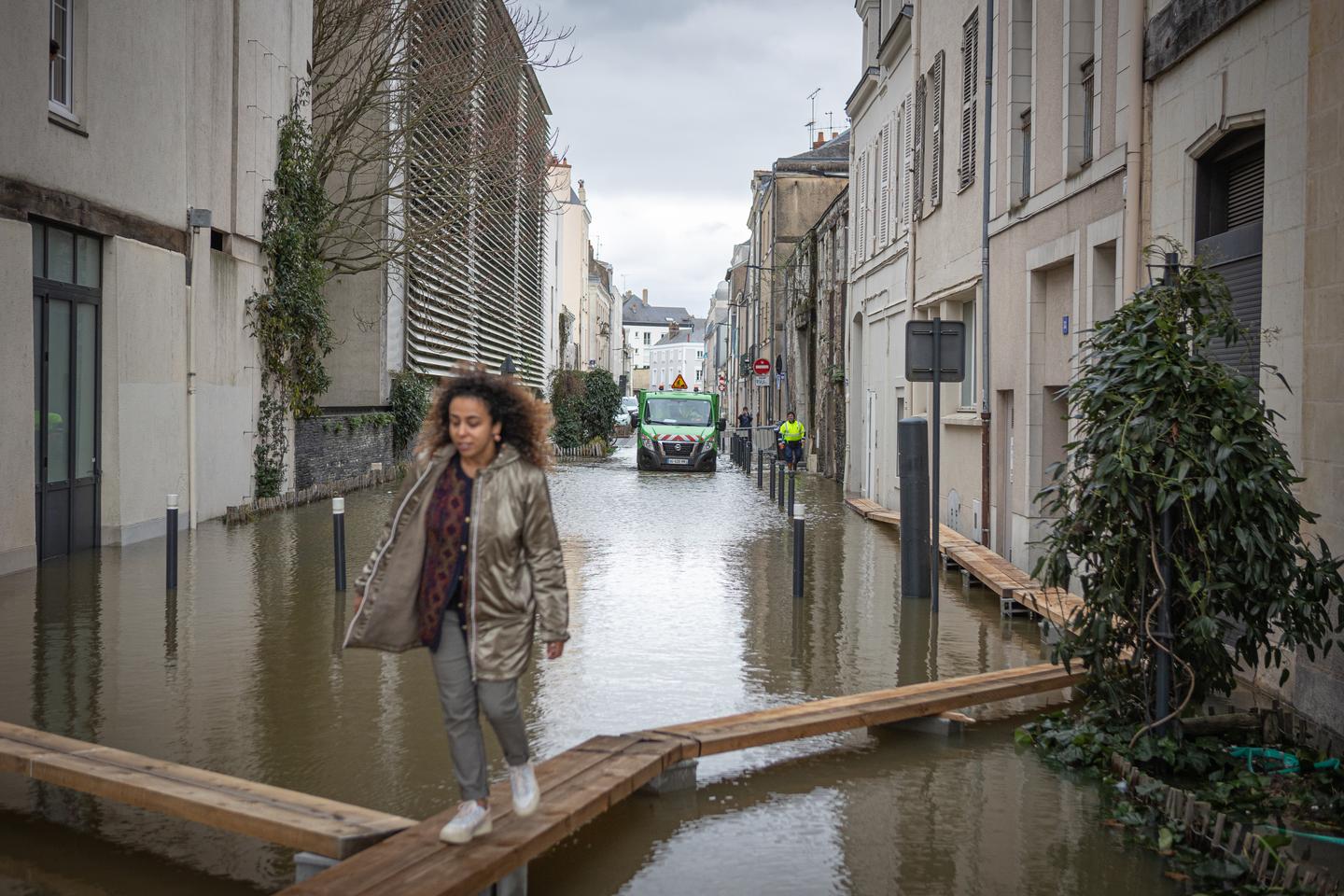 Angers voit le spectre de la crue de 1995 se rapprocher Angers voit le spectre de la crue de 1995 se rapprocher