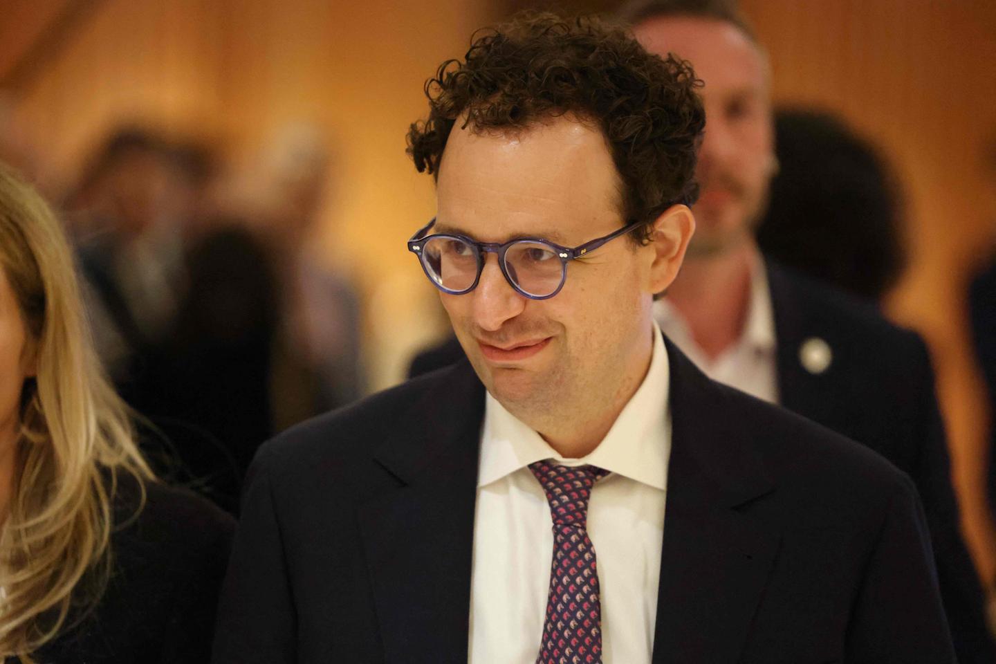 Anthropic refuse de céder à l’ultimatum du Pentagone, et bloque l’utilisation de son IA pour la surveillance de masse et les armes autonomes Anthropic refuse de céder à l’ultimatum du Pentagone, et bloque l’utilisation de son IA pour la surveillance de masse et les armes autonomes