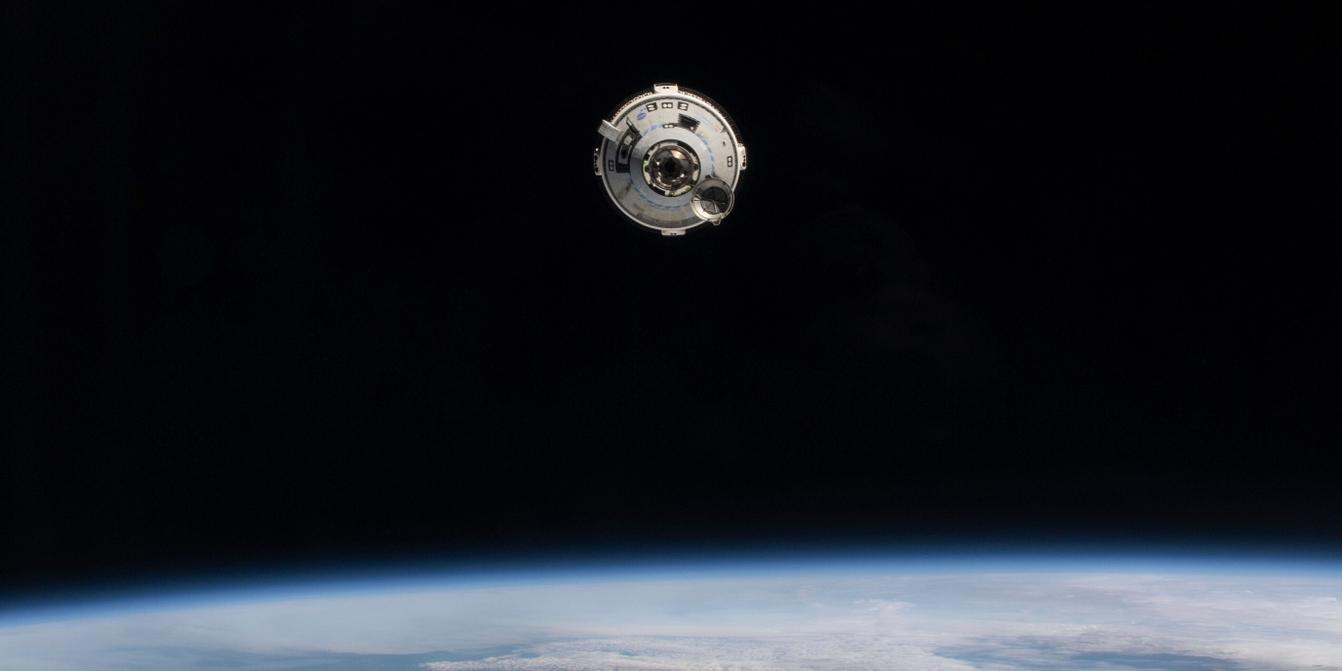 A Starliner űrhajó megközelíti a Nemzetközi Űrállomást