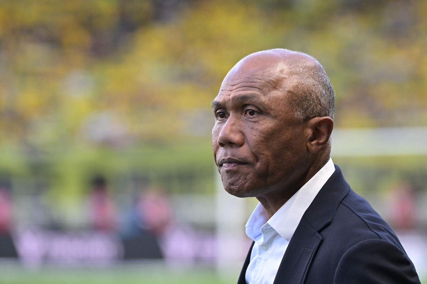Paris FC replaces Gilli with former PSG coach Kombouaré