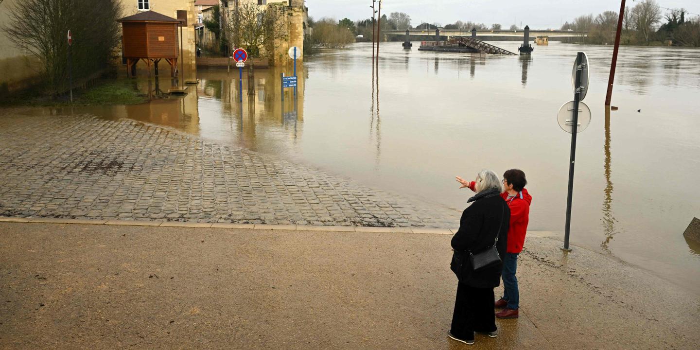 Inondations dans l'Ouest : décrue lente, rentrée perturbée et vigilance maintenue