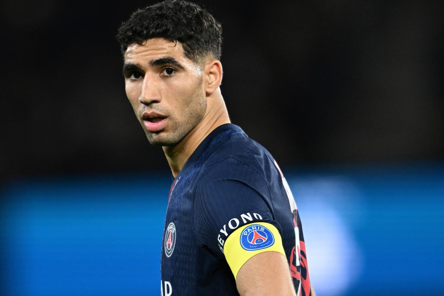 Le défenseur du PSG Achraf Hakimi renvoyé en procès pour viol