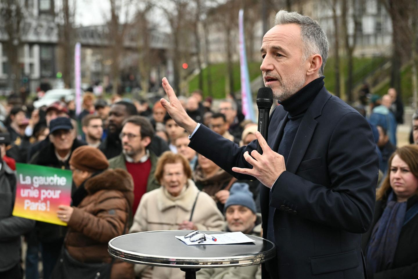 Municipales à Paris : Emmanuel Grégoire organise son propre débat avec les habitants Municipales à Paris : Emmanuel Grégoire organise son propre débat avec les habitants