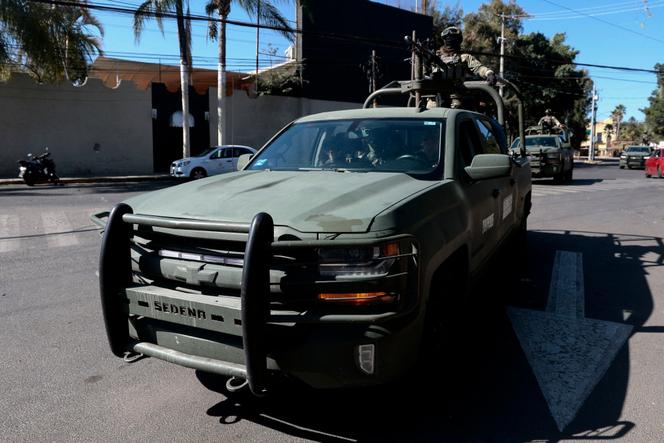 Un véhicule de l’armée mexicaine dans les rues de Guadalajara, dans l’État de Jalisco, au Mexique, le 23&nbsp;février&nbsp;2026.