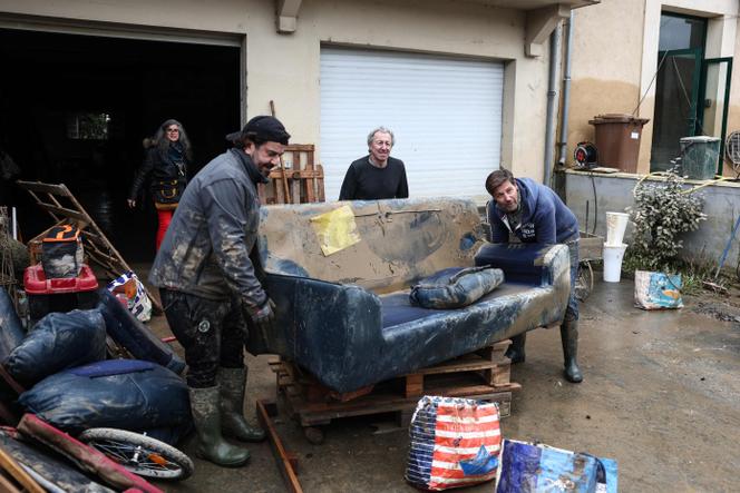 Après les inondations provoquées par les fortes pluies, à Cadillac-sur-Garonne (Gironde), le 23&nbsp;février 2026.