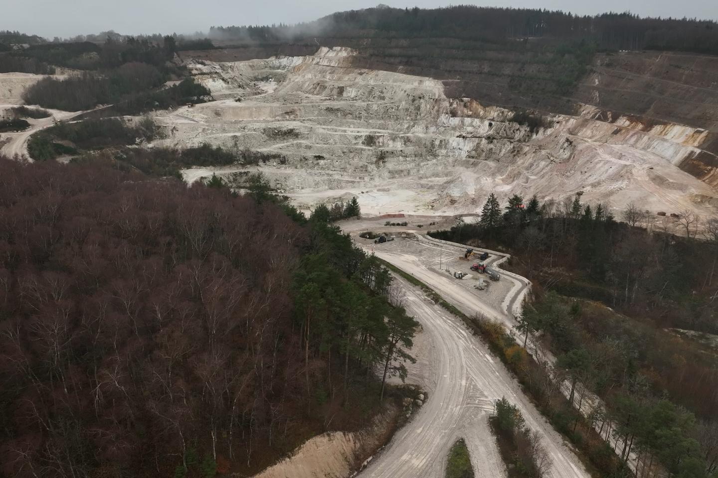 « Métaux rares : les ressources cachées de la France », sur France 5 : entre souveraineté économique et risques écologiques