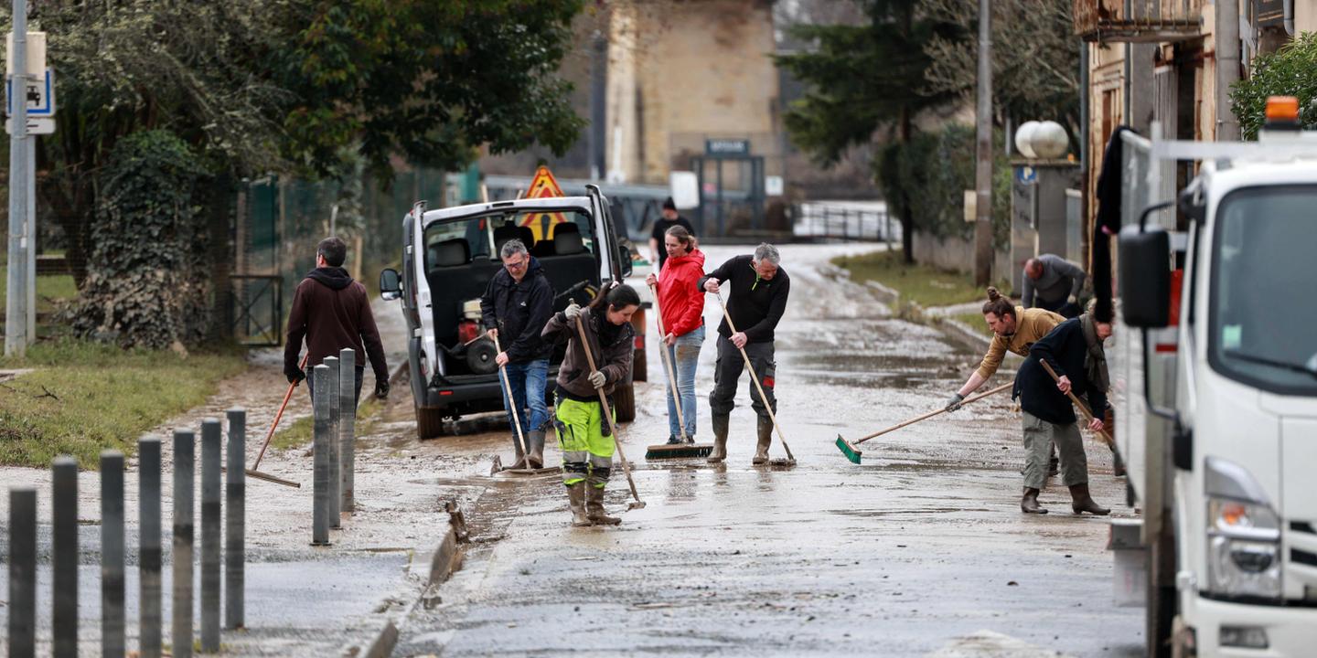Inondations dans l'Ouest : une décrue lente s'amorce mais la vigilance reste de mise