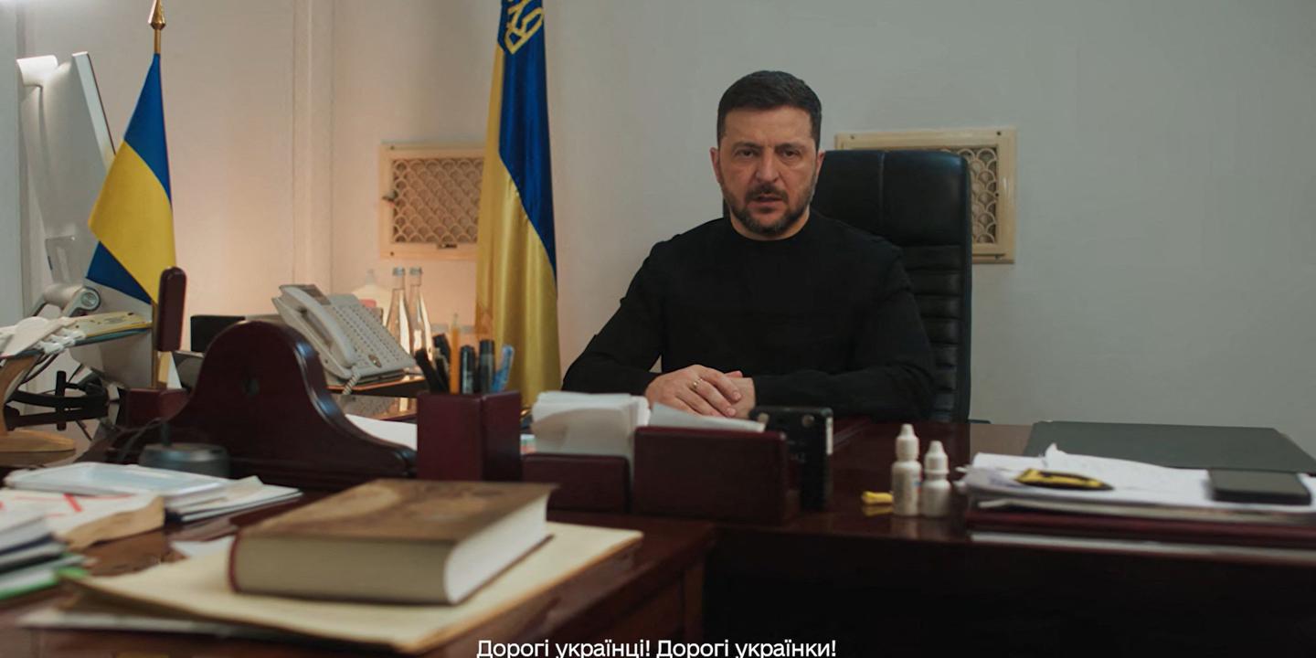 Guerre en Ukraine : les images du discours de Volodymyr Zelensky pour les 4 ans de l’invasion russe