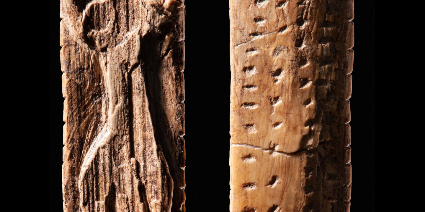 L'« Adorant de Geissenklösterle » : une figurine paléolithique au cœur d'une polémique sur la proto-écriture