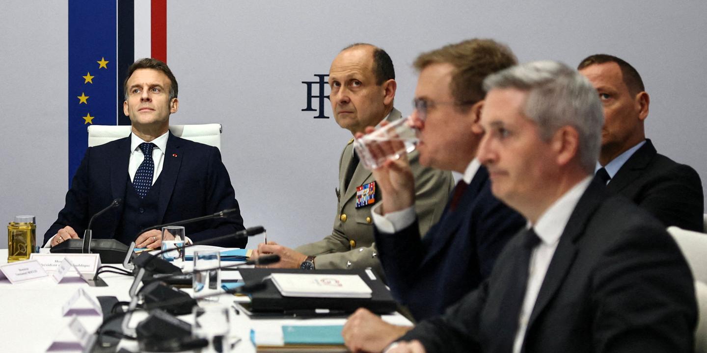 EN DIRECT, guerre en Ukraine : Emmanuel Macron « très sceptique » sur la possibilité d’une « paix à court terme »