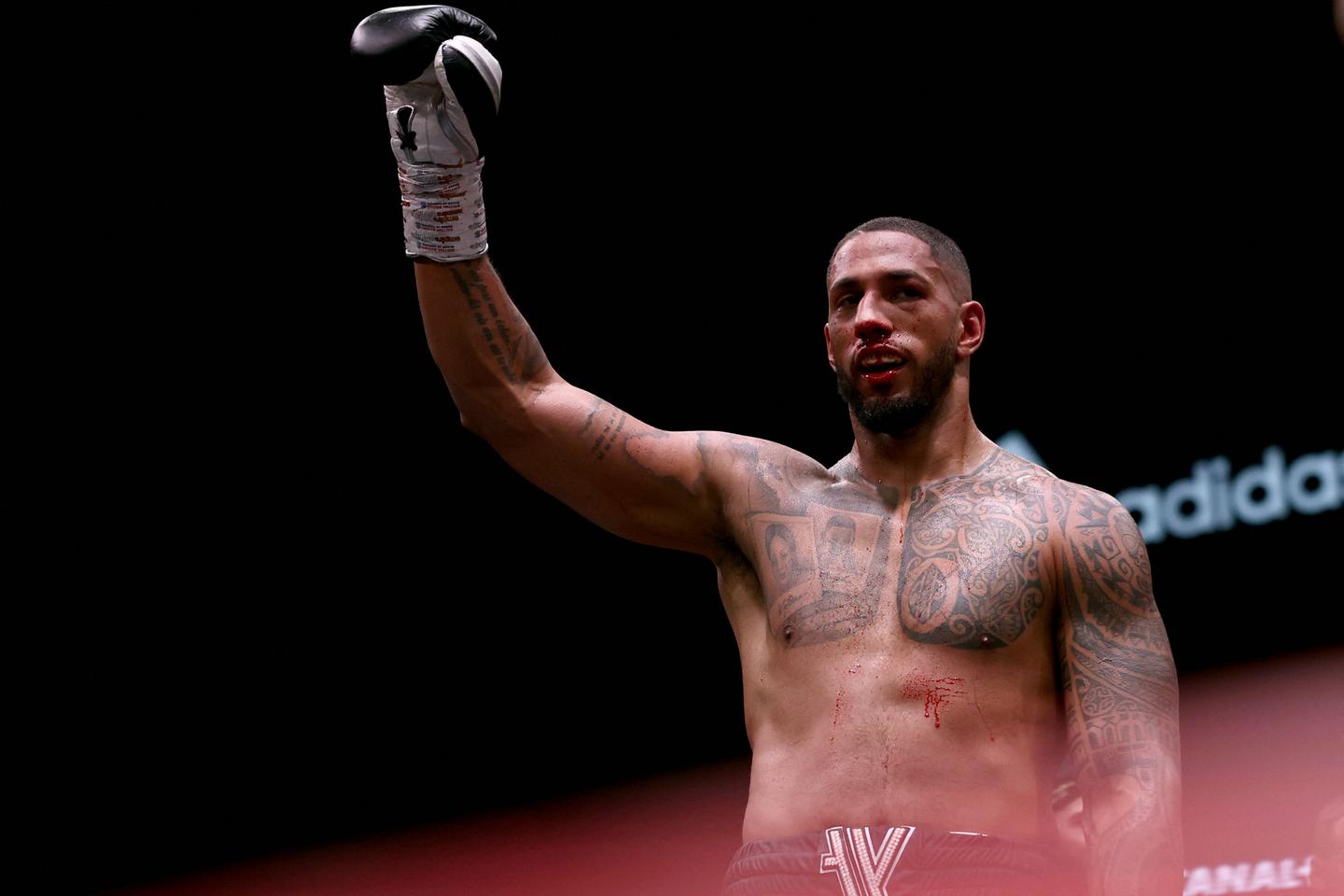 Tony Yoka dément vouloir boxer pour la RDC mais annonce un combat à Kinshasa Tony Yoka dément vouloir boxer pour la RDC mais annonce un combat à Kinshasa