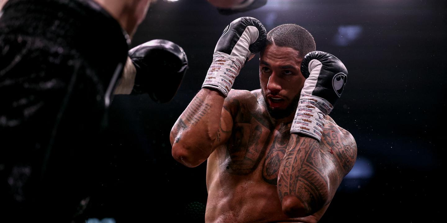 Tony Yoka quitte la France et boxera désormais pour la République Démocratique du Congo