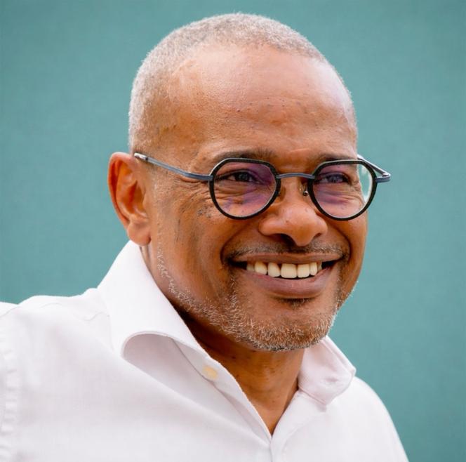 Didier Laguerre, prefeito (Partido Progressista da Martinica, à esquerda) de Fort-de-France, busca um terceiro mandato.