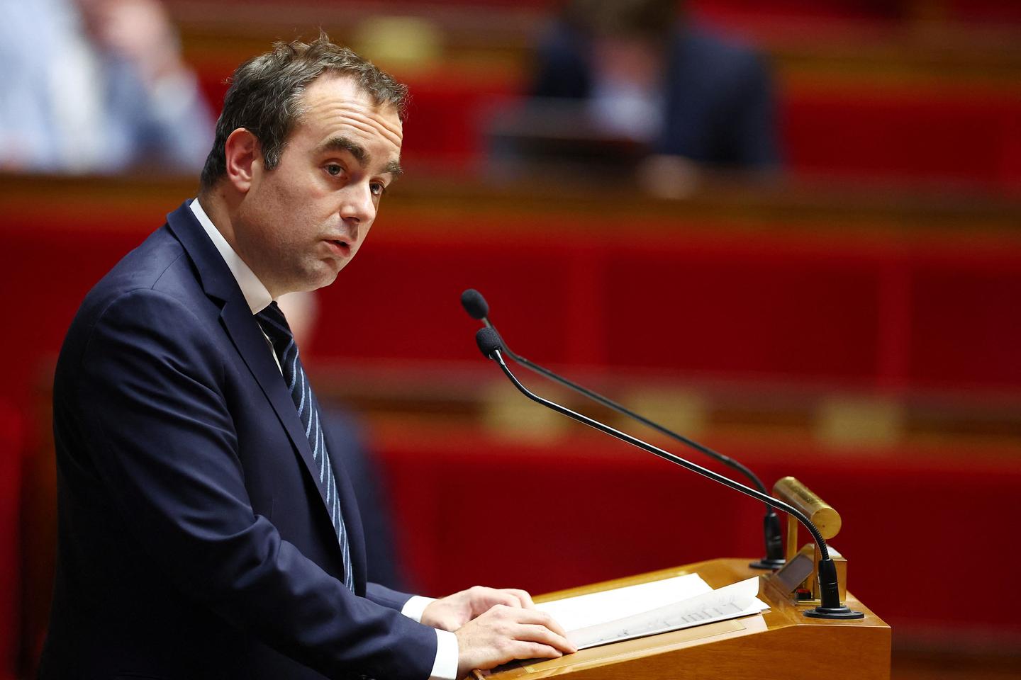 « Le gouvernement Lecornu actionne tous les leviers pour empêcher les collectivités de protéger leur eau, au risque de piétiner l’Etat de droit »