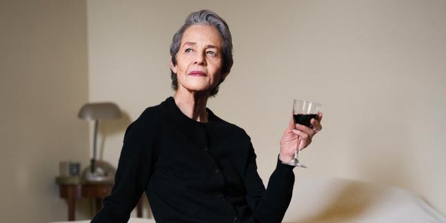 Charlotte Rampling : « Le vin faisait partie de la vie et de l’éducation à la française »