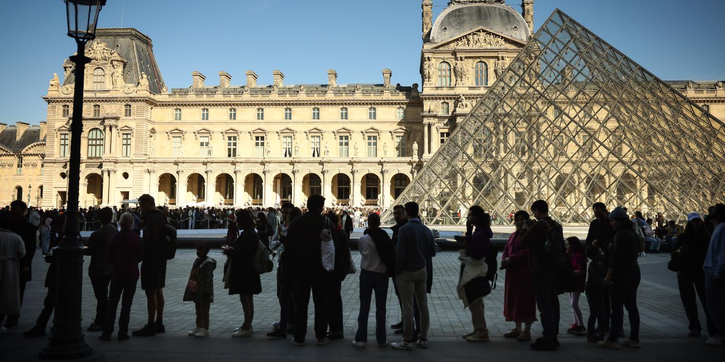 Louvre : un agent mis en examen pour escroquerie à la billetterie