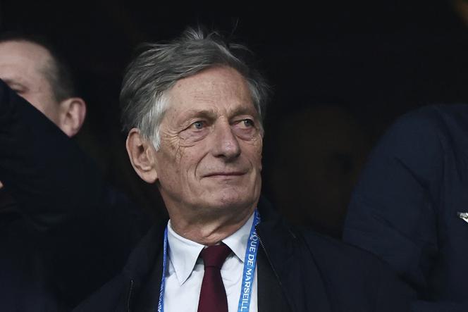 Nicolas de Tavernost, alors directeur général de LFP Media, lors du match opposant l’Olympique de Marseille (OM) et Liverpool FC, au stade Vélodrome à Marseille, le 21&nbsp;janvier 2026.