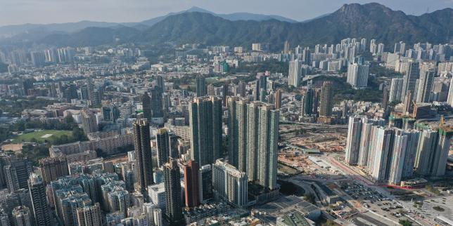 Hong Kong's complex role in bypassing sanctions against Russia