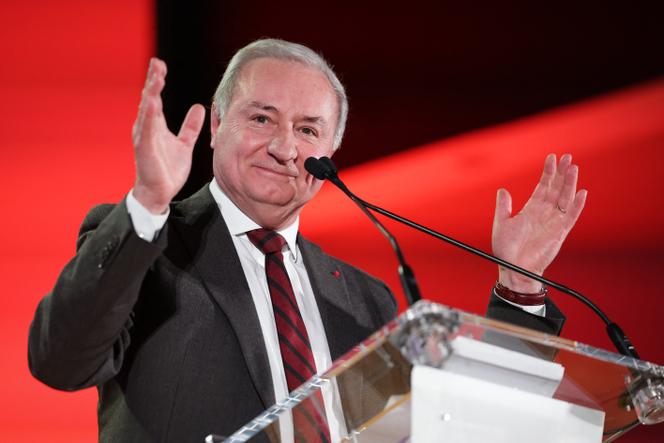 Jean-Luc Moudenc, the mayor (center right) of Toulouse, candidate for re-election, in Toulouse, January 24, 2026.