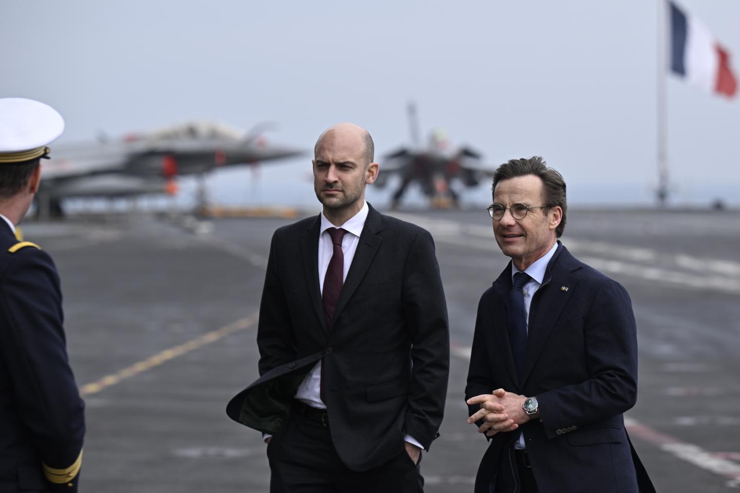 France warns Russia if responsible of drone buzzing aircraft carrier