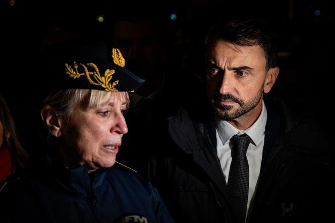 La préfète du Rhône, Fabienne Buccio, et le maire de Lyon, Grégory Doucet, à Lyon, le 5 décembre 2025.