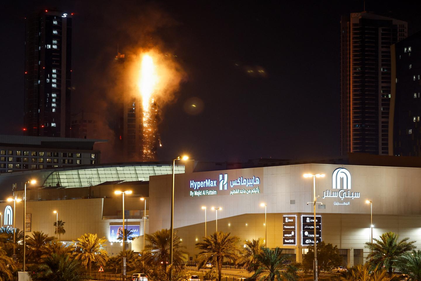 US-Israeli strikes on Iran: Gulf monarchies face a dilemma after Iran's retaliation attacks target them