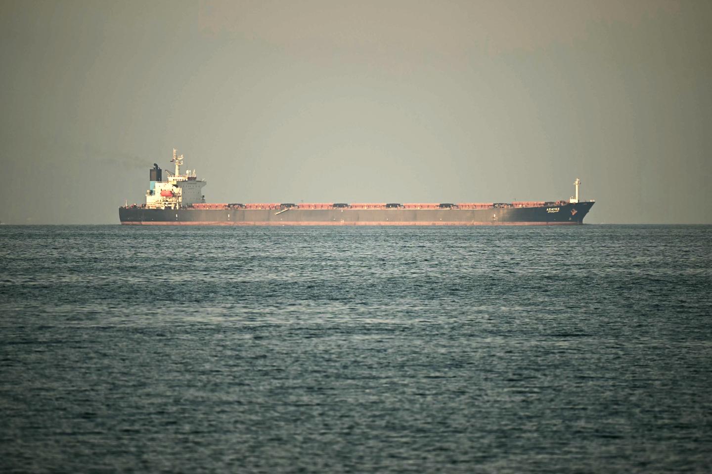 Frappes contre l’Iran : les gardiens de la révolution bloquent le détroit d’Ormuz, artère vitale du pétrole mondial