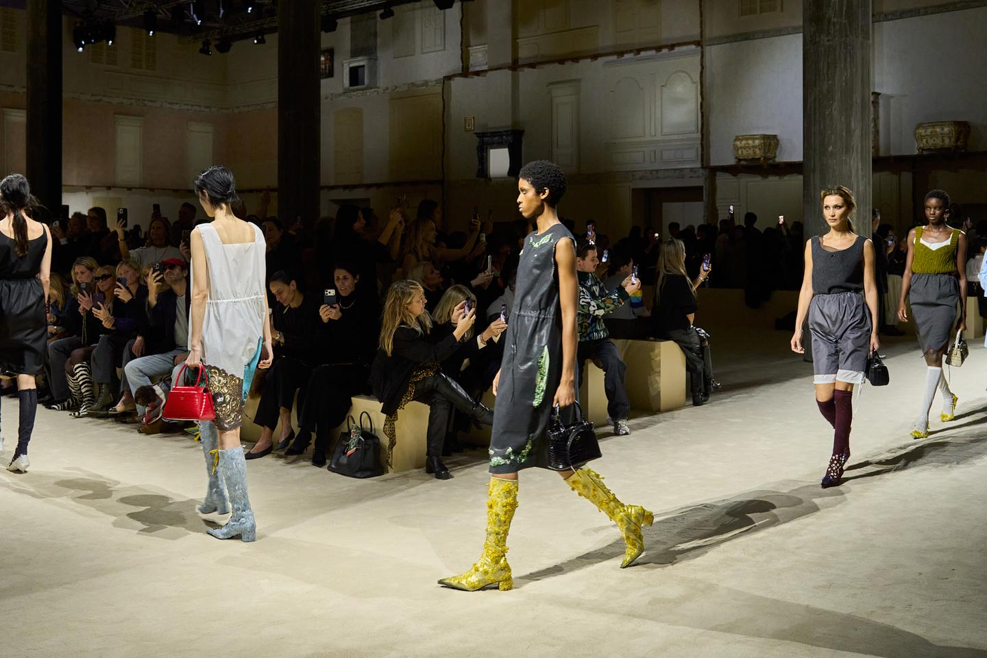 A la fashion week de Milan, la particularité de Prada A la fashion week de Milan, la particularité de Prada