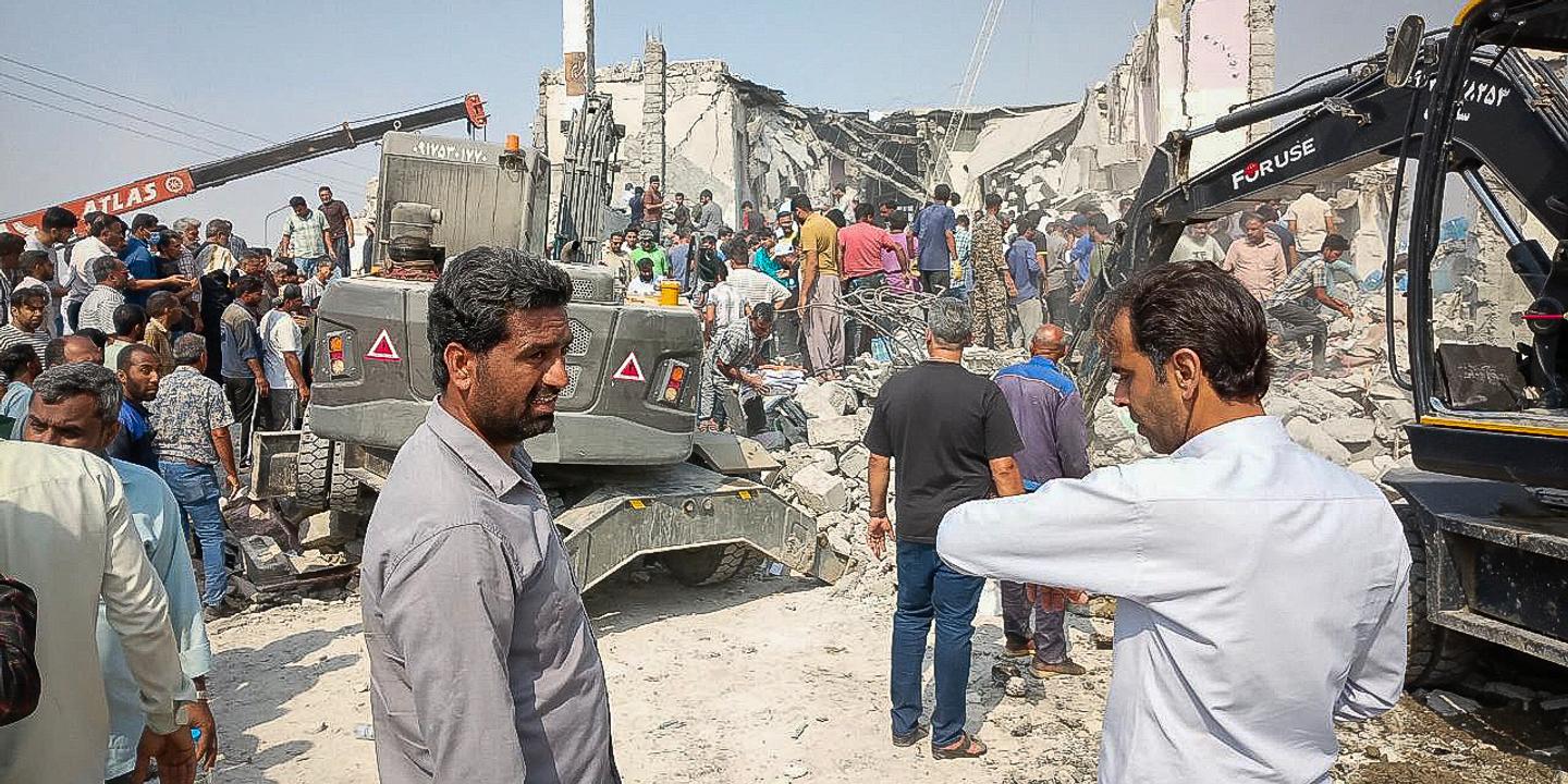 Iran : le récit en photos de la journée, au rythme des frappes aériennes américaines et israéliennes