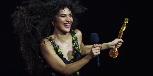 Olivia Dean lors des Brit Awards, à Manchester, le 28&nbsp;février&nbsp;2026.