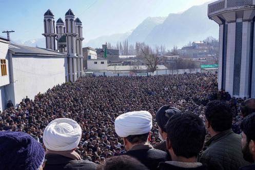 Rassemblement de musulmans chiites à l’occasion d’une manifestation anti-américaine et anti-israélienne à Skardu, dans la région pakistanaise de Gilgit-Baltistan, le 1ᵉʳ mars 2026.