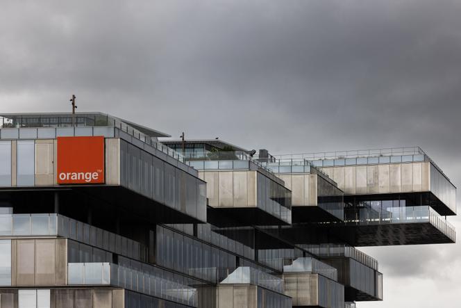 Le siège d’Orange, à Issy-les-Moulineaux (Hauts-de-Seine), le 21 avril 2025.