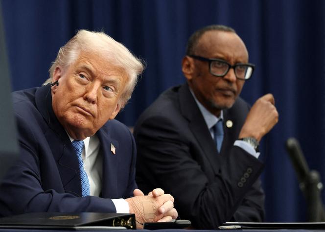 Le président américain, Donald Trump, et le président rwandais, Paul Kagamé, à l’Institut américain de la paix, à Washington, le 4&nbsp;décembre 2025. 