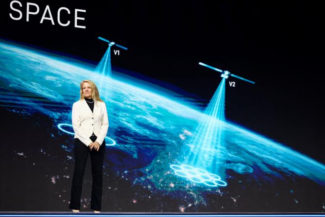 La présidente de SpaceX, Gwynne Shotwell, lors d’une conférence au Mobile World Congress, à Barcelone (Espagne), le 2&nbsp;mars 2026. 