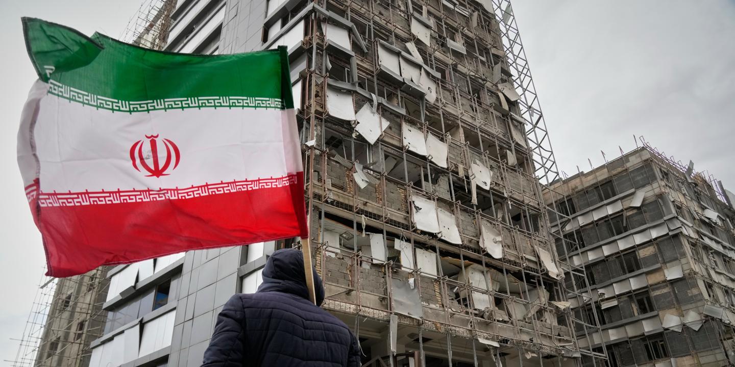 Attaque en Iran : « La République islamique a rompu le lien qu’elle avait voulu établir entre l’Etat et le peuple »