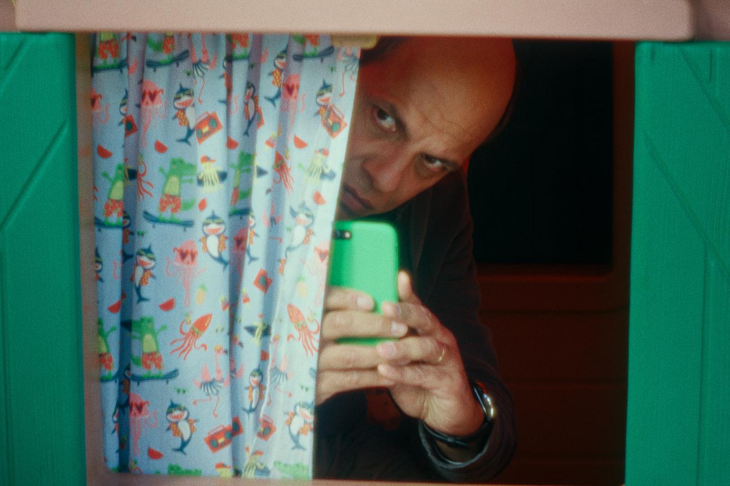 Nicolas et Bruno, réalisateurs d’« Alter ego » : « L’obsession de la comparaison permanente est devenue une source de psychose collective »