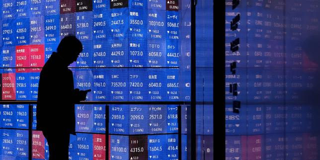 Frappes sur l’Iran : les Bourses européennes chutent, les valeurs de la défense s’envolent