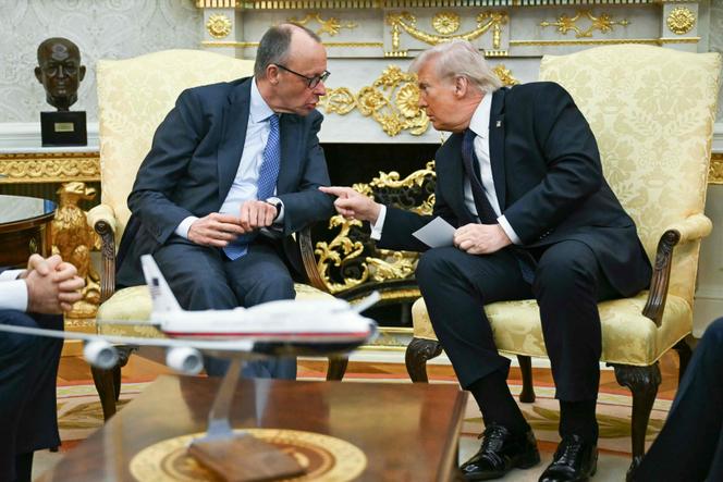 Le chancelier allemand, Friedrich Merz, et le président américain, Donald Trump, lors d’un entretien dans le bureau Ovale de la Maison blanche, à Washington, le 3 mars 2026.