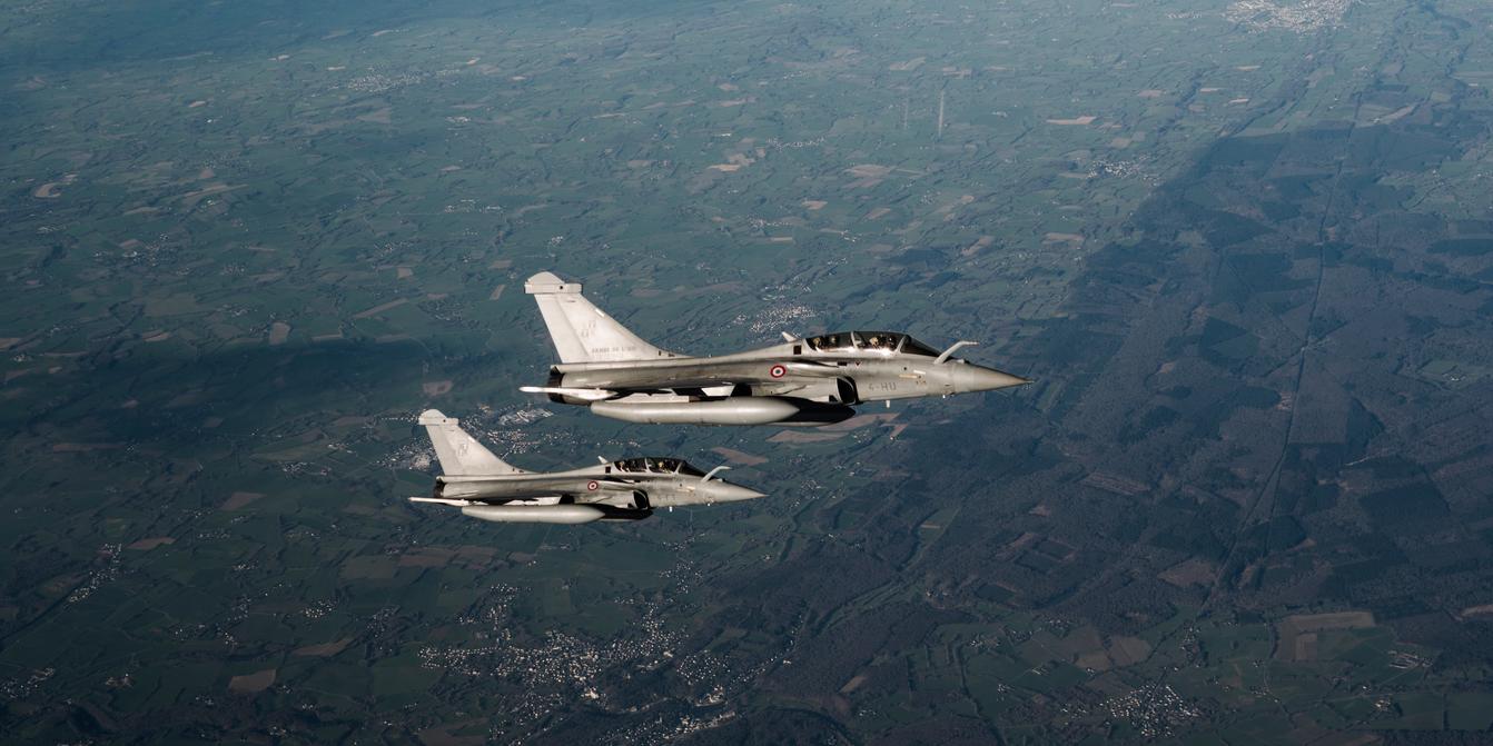France deploys fighter jets over UAE to protect its military bases