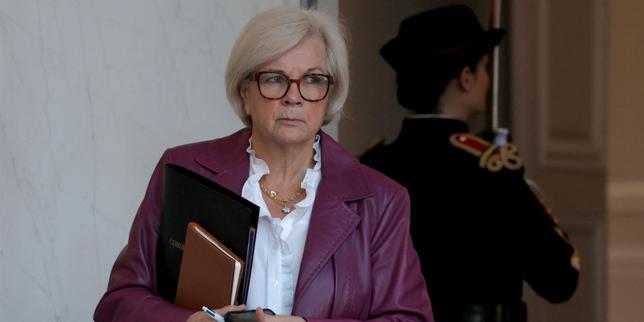 France to let US planes not involved in Iran strikes use air base