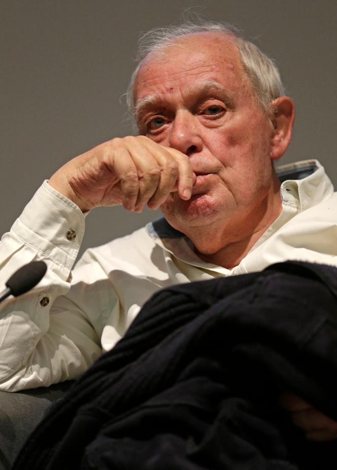 Escritor português Antonio Lobo Antunes, em Cascais, 30 de setembro de 2017.