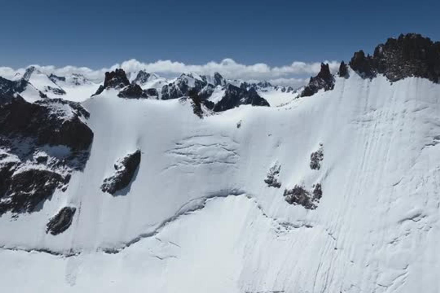 Nos conseils de documentaires à voir en replay : bonnes à tout faire, glaciologue, véto de campagne…