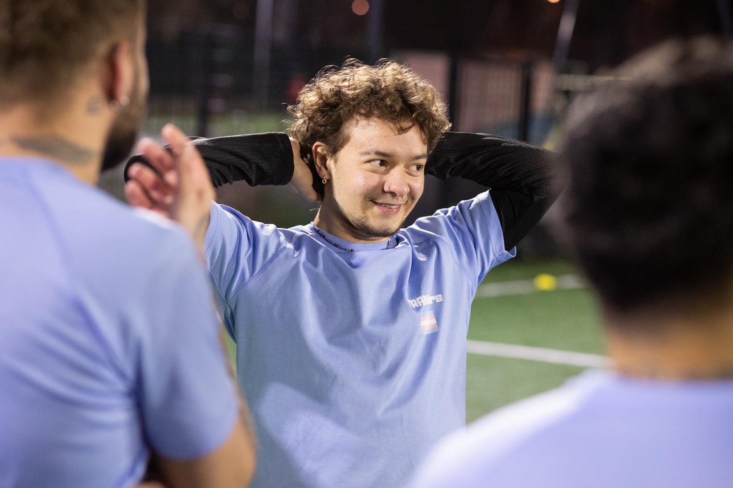 Lou, 26 ans, milite pour un sport inclusif