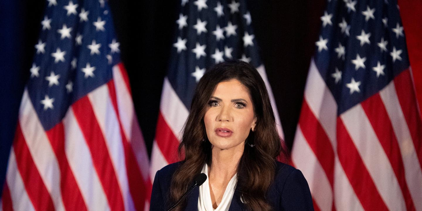 VIDEO Donald Trump congédie Kristi Noem, figure controversée du mouvement MAGA