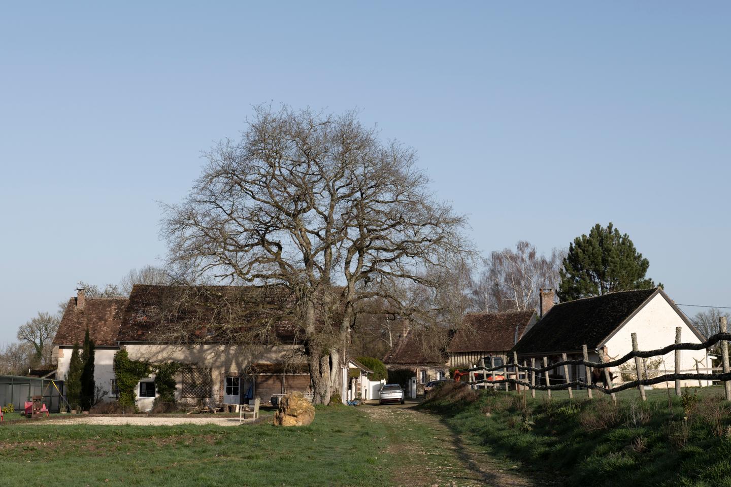 Dans l’Yonne, la fièvre de l’agrivoltaïsme donne des sueurs froides à un territoire touristique