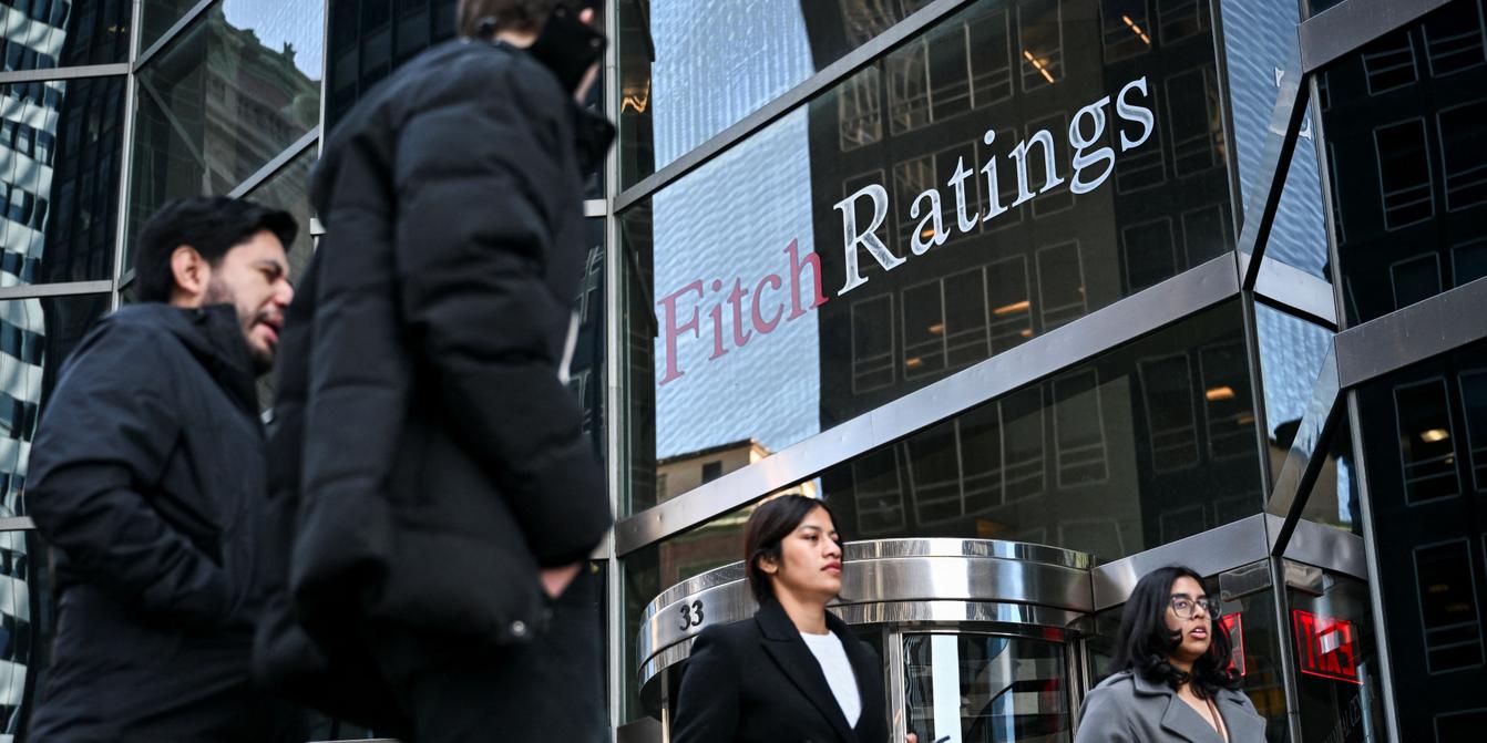 Dette : Fitch maintient la note de la France à A+ Kép
