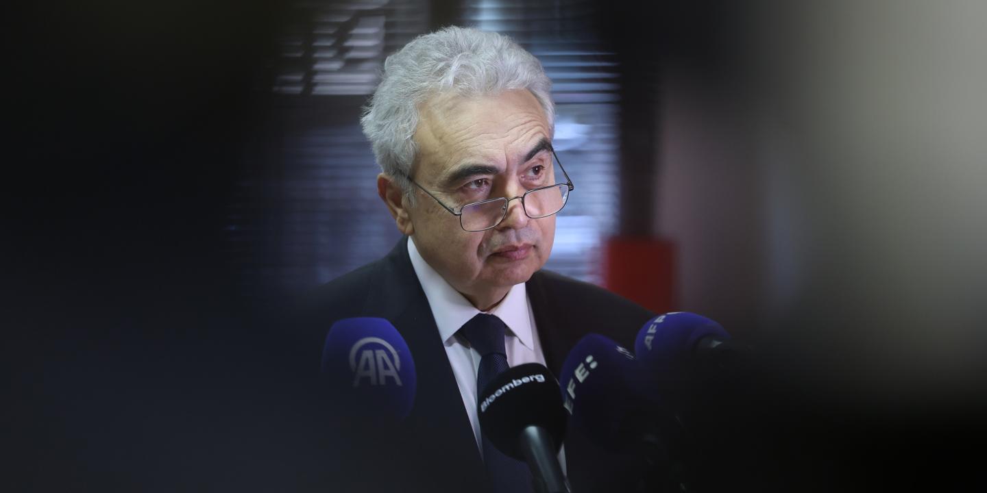 L'Agence Internationale de l'Énergie libère 400 millions de barils de pétrole